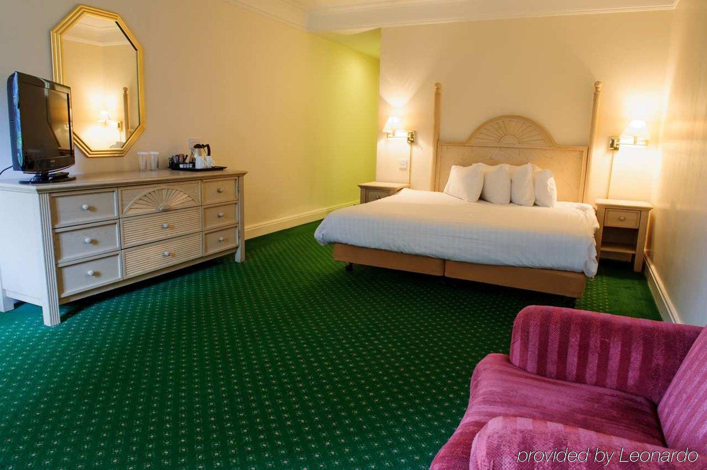Coldra Court Hotel By Celtic Manor 뉴포트 객실 사진